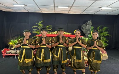 TIM KREATIVITAS MUSIK TRADISIONAL SMPN 2 KOKAP RAIH JUARA 3 FLS3N 2026 TINGKAT KABUPATEN KULON PROGO