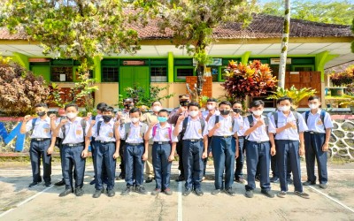 POLICE GOES TO ESPERO